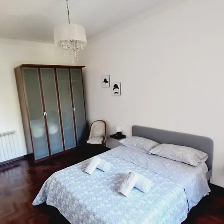 Trastevere Rome's Heart Charming & Cozy 3 아파트