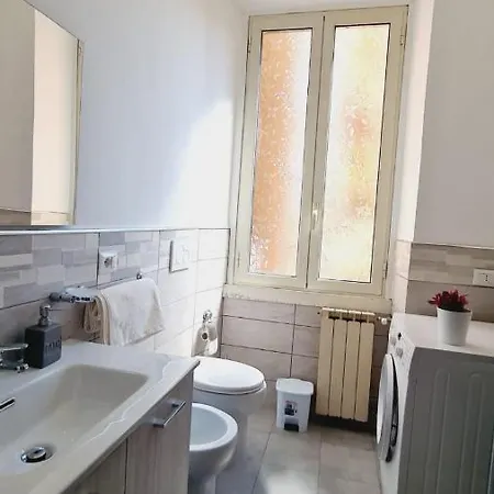 Trastevere Rome's Heart Charming & Cozy 3 아파트