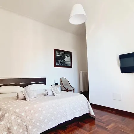 아파트 Trastevere Rome's Heart Charming & Cozy 3 로마