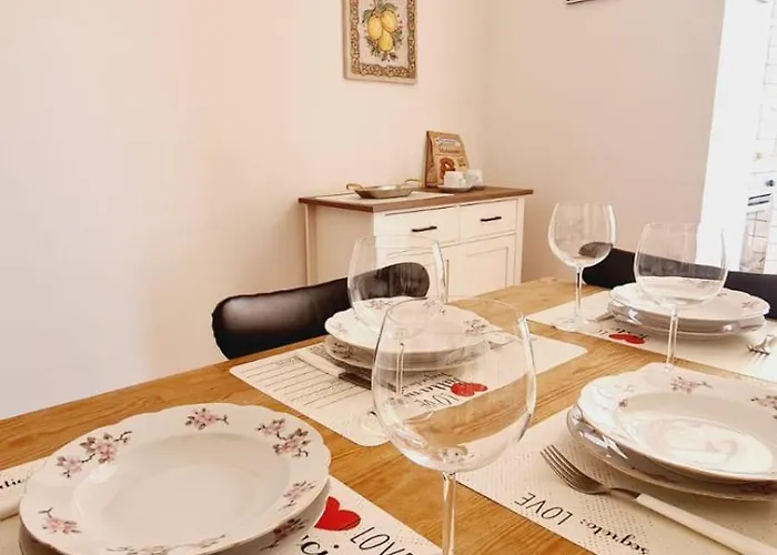 דירה Trastevere Rome's Heart Charming & Cozy 3 רומא