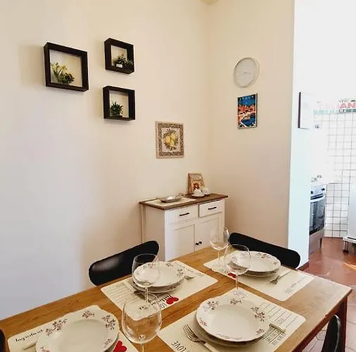 Trastevere Rome's Heart Charming & Cozy 3 דירה רומא