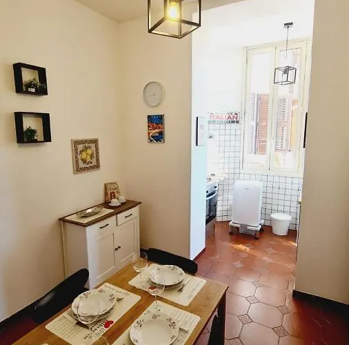 Trastevere Rome's Heart Charming & Cozy 3 * רומא
