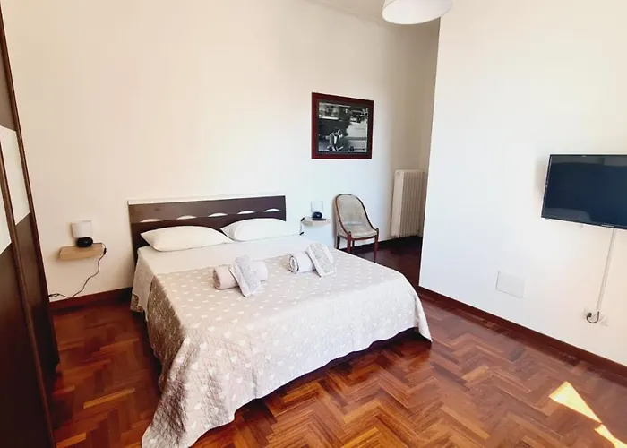 Trastevere Rome's Heart Charming & Cozy 3 דירה *