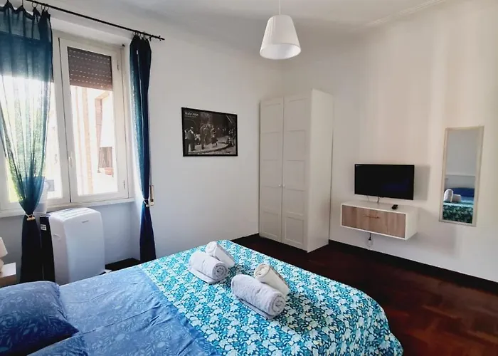 Trastevere Rome's Heart Charming & Cozy 3 רומא