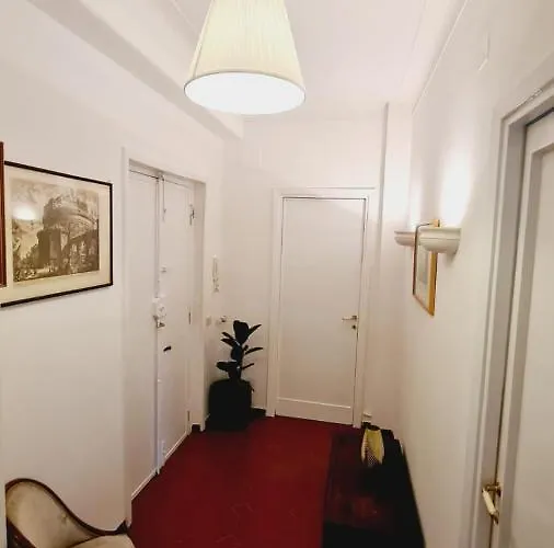 Trastevere Rome's Heart Charming & Cozy 3 דירה רומא