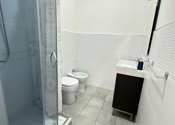 Trastevere Rome's Heart Charming & Cozy 3 דירה רומא