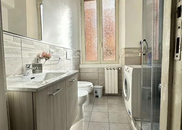 Trastevere Rome's Heart Charming & Cozy 3 דירה