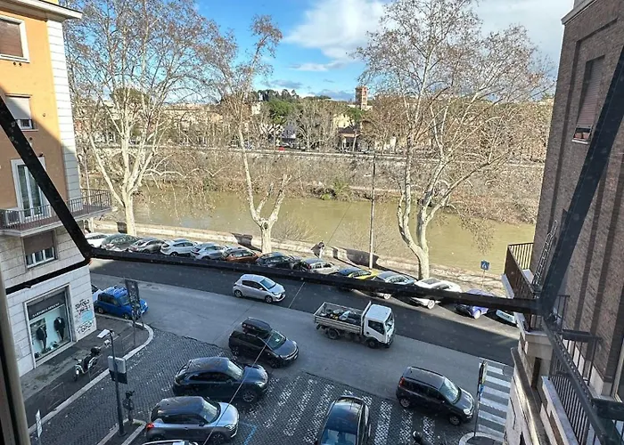 Trastevere Rome's Heart Charming & Cozy 3 * רומא